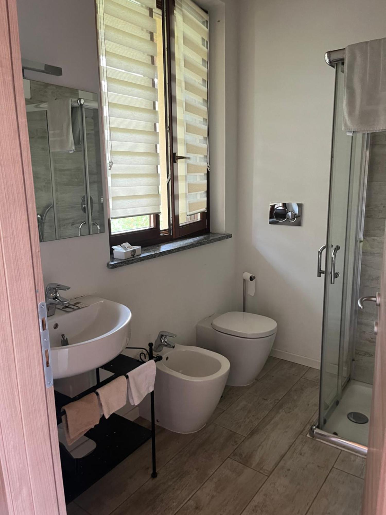 B&B Rooms Монкальво Екстер'єр фото